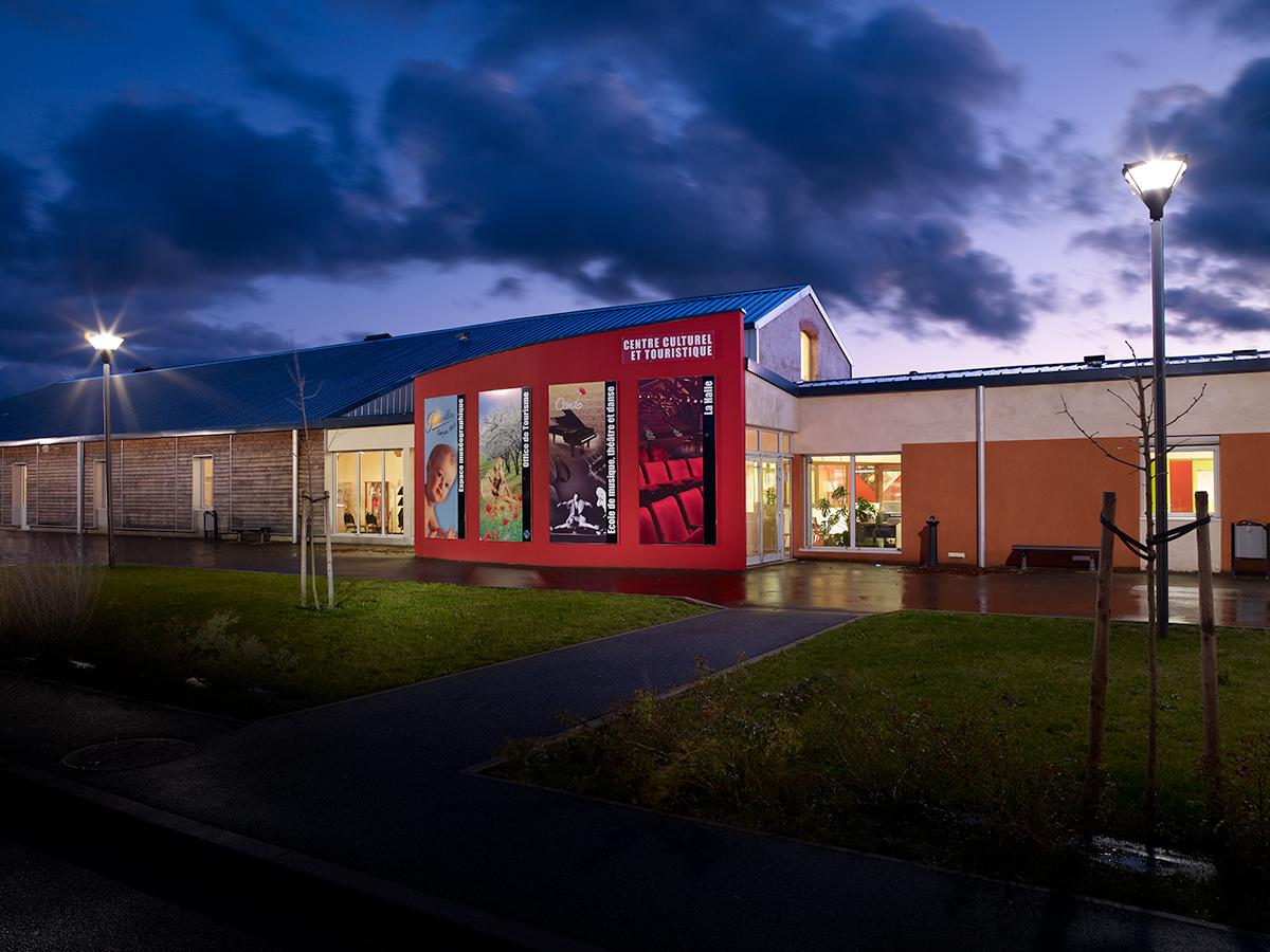 facade-centre-culturel